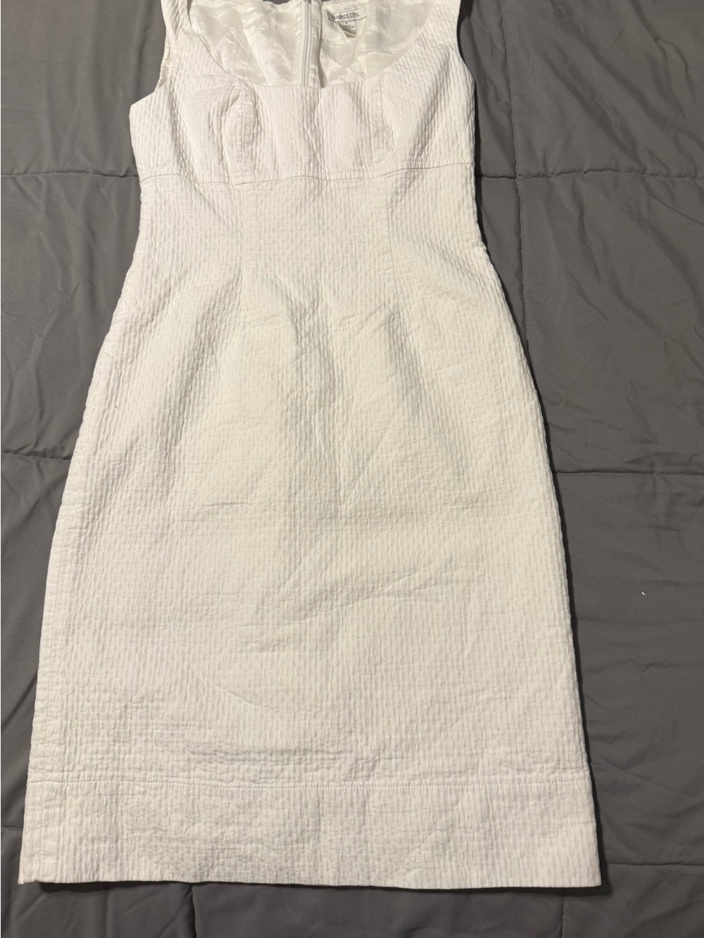 Harold's White Sleeveless Textured Midi Dress